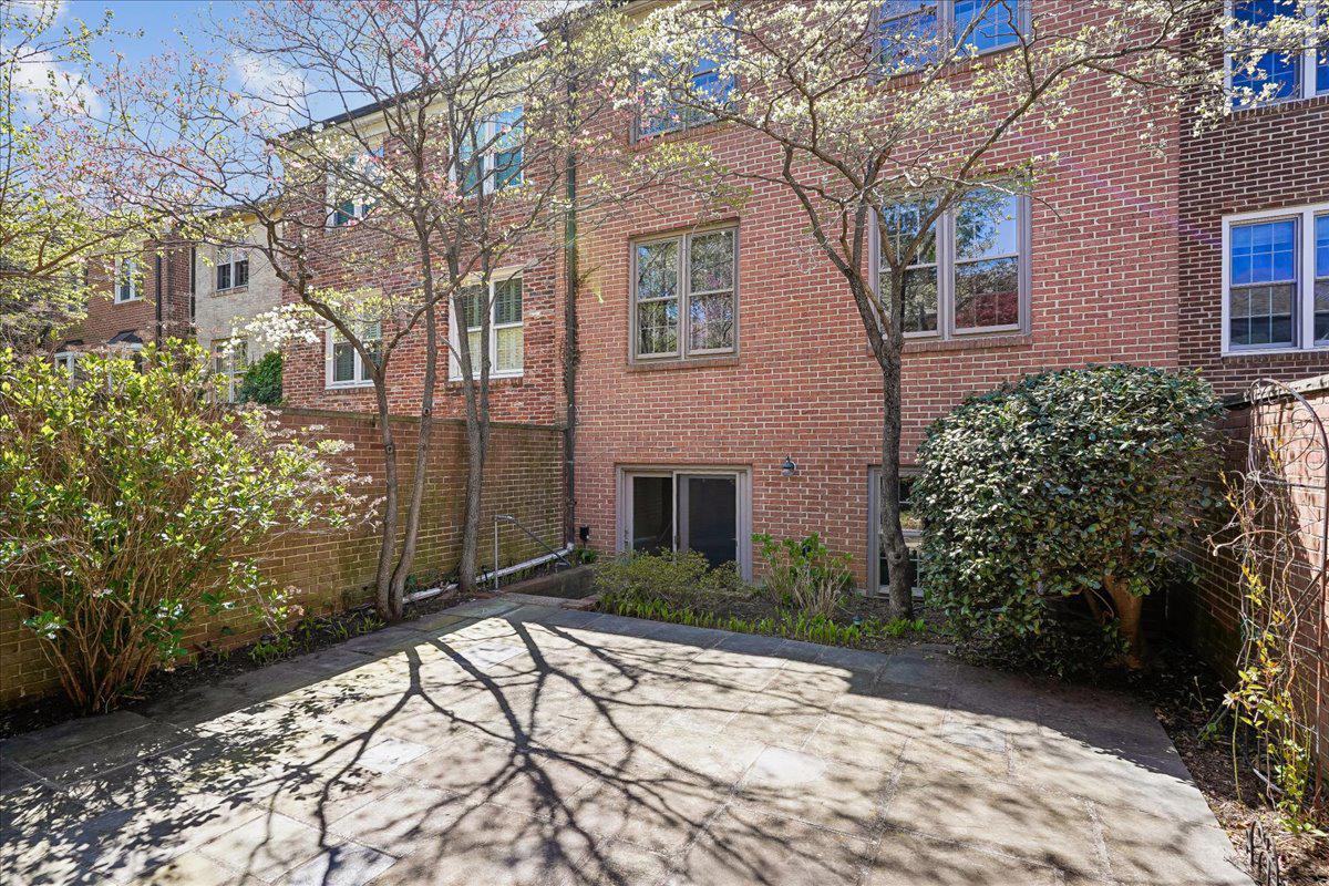 6315 OLDE TOWNE COURT