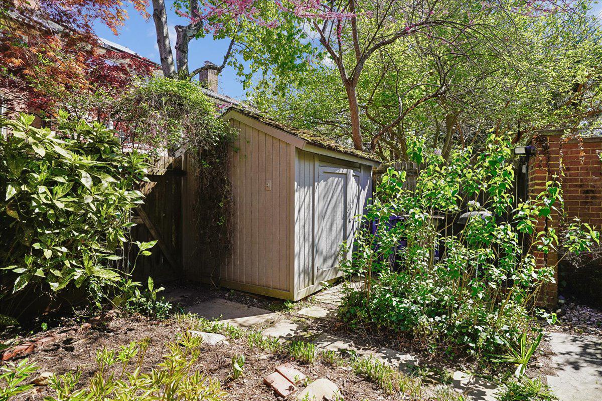 6315 OLDE TOWNE COURT