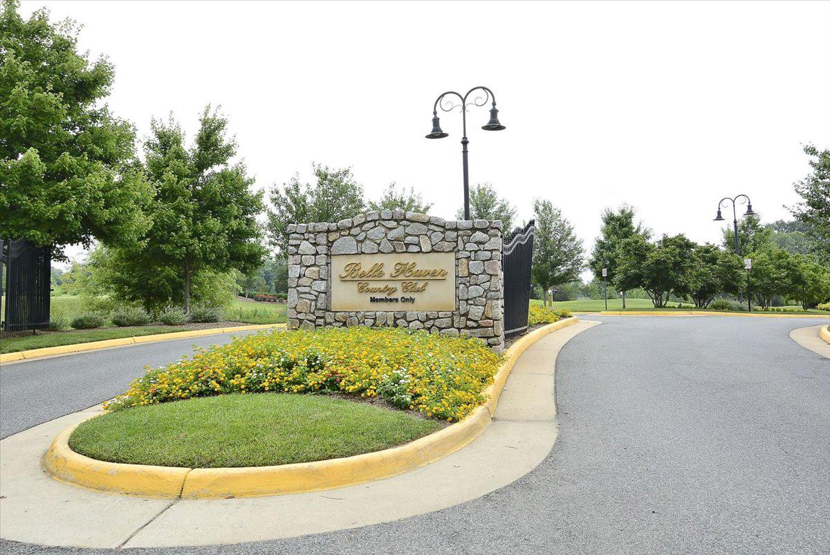 6315 OLDE TOWNE COURT