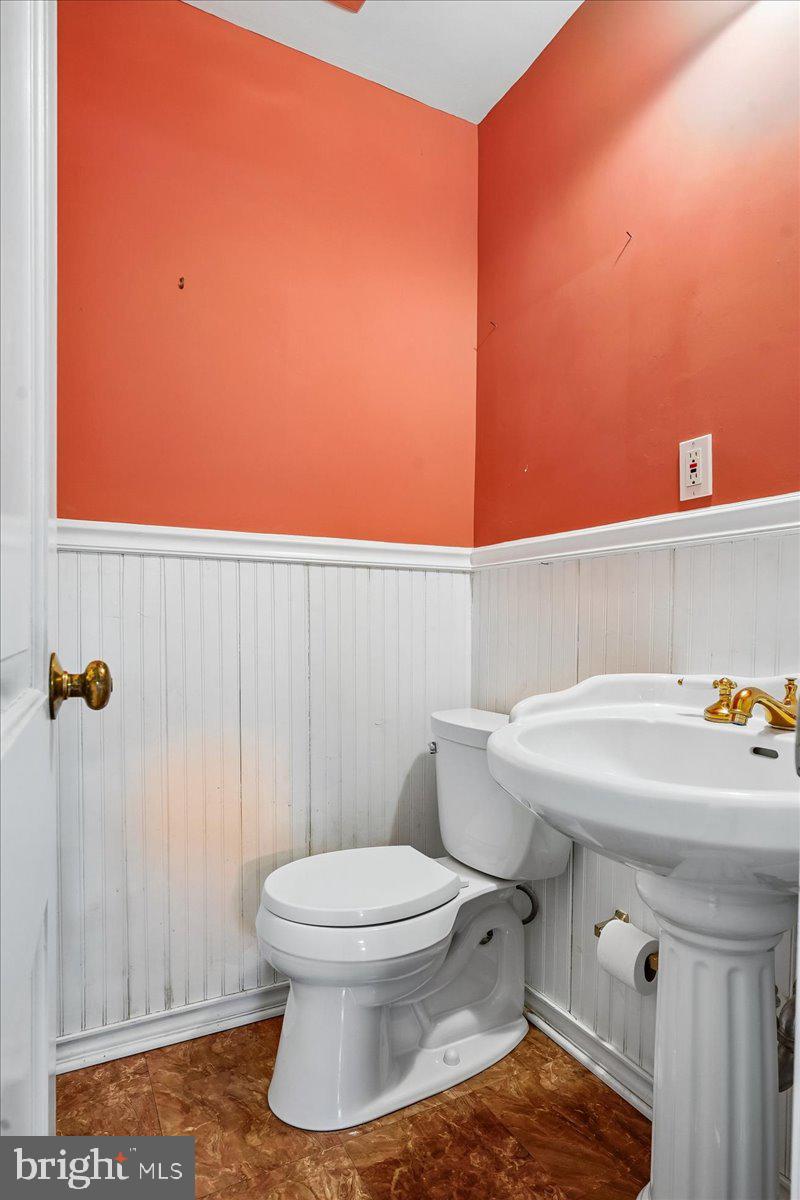 6315 OLDE TOWNE COURT