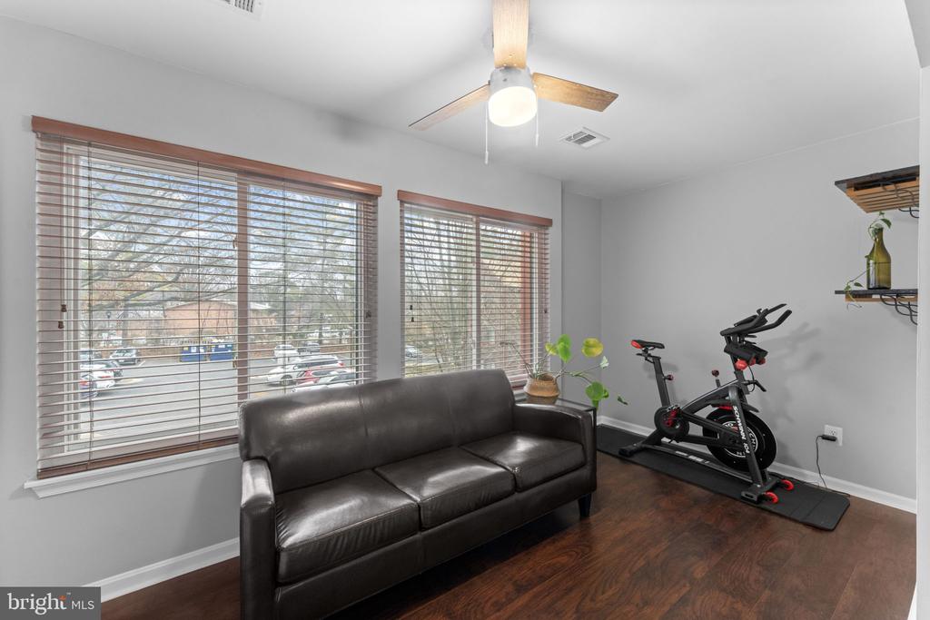 2806 LEE OAKS PLACE 202