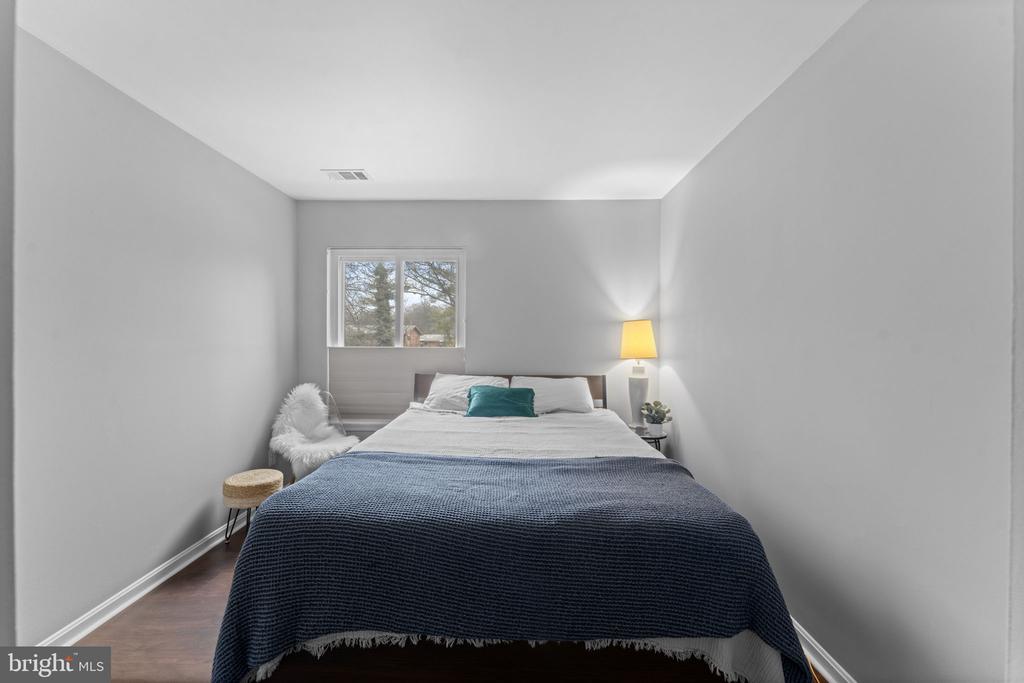 2806 LEE OAKS PLACE 202