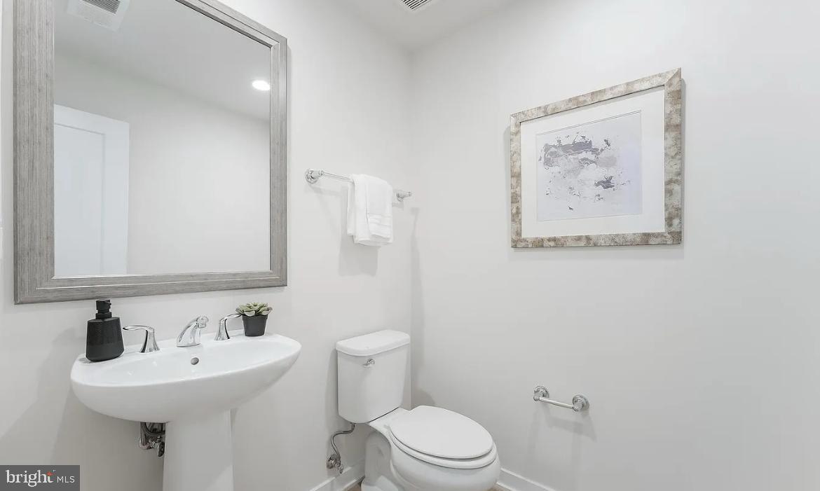 11748 SUNRISE VALLEY DRIVE