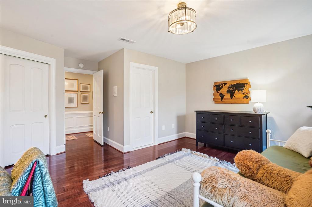 7480 DUNQUIN COURT
