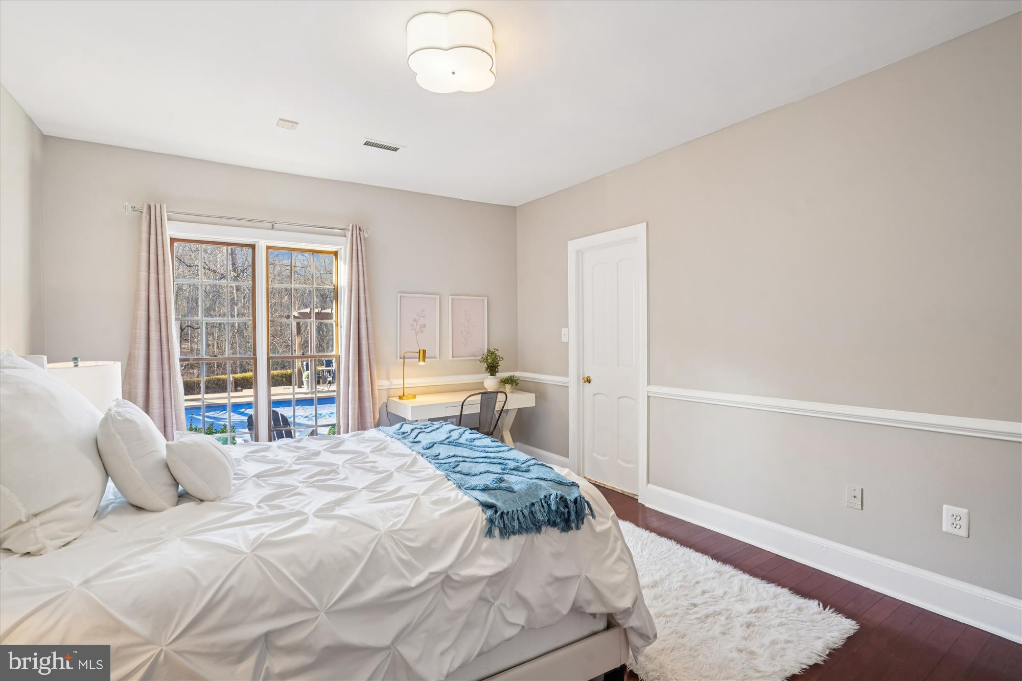 7480 DUNQUIN COURT