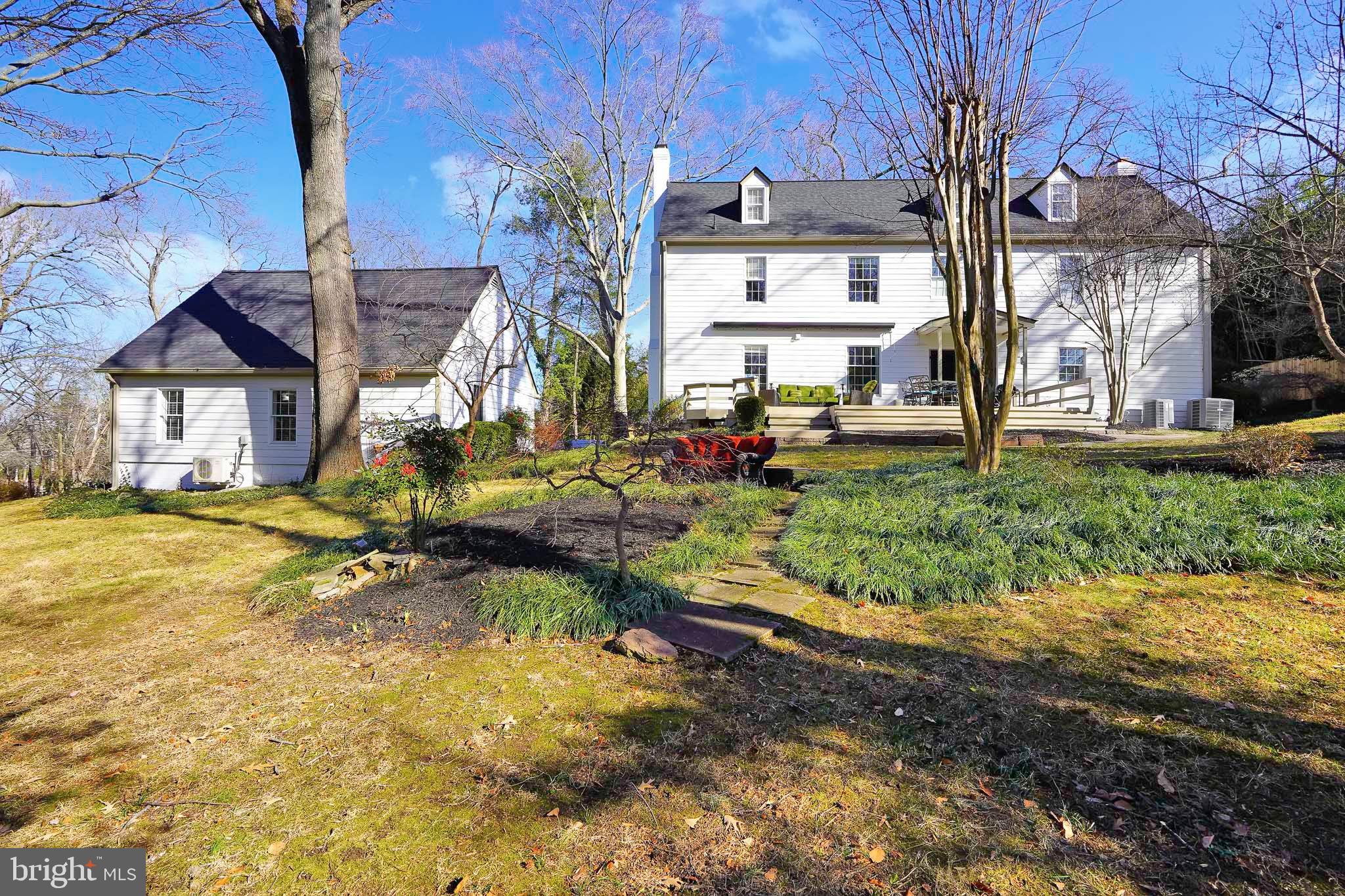 815 ARCTURUS ON THE POTOMAC