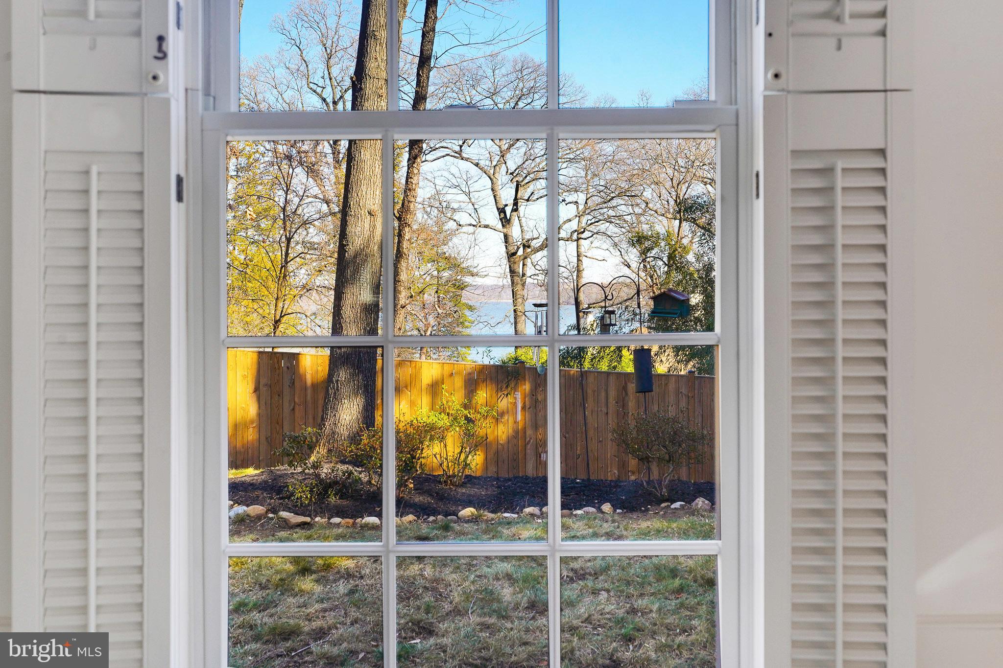 815 ARCTURUS ON THE POTOMAC