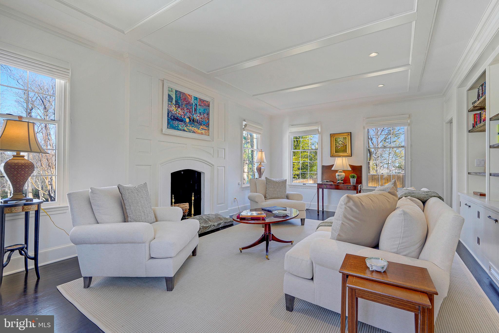 815 ARCTURUS ON THE POTOMAC