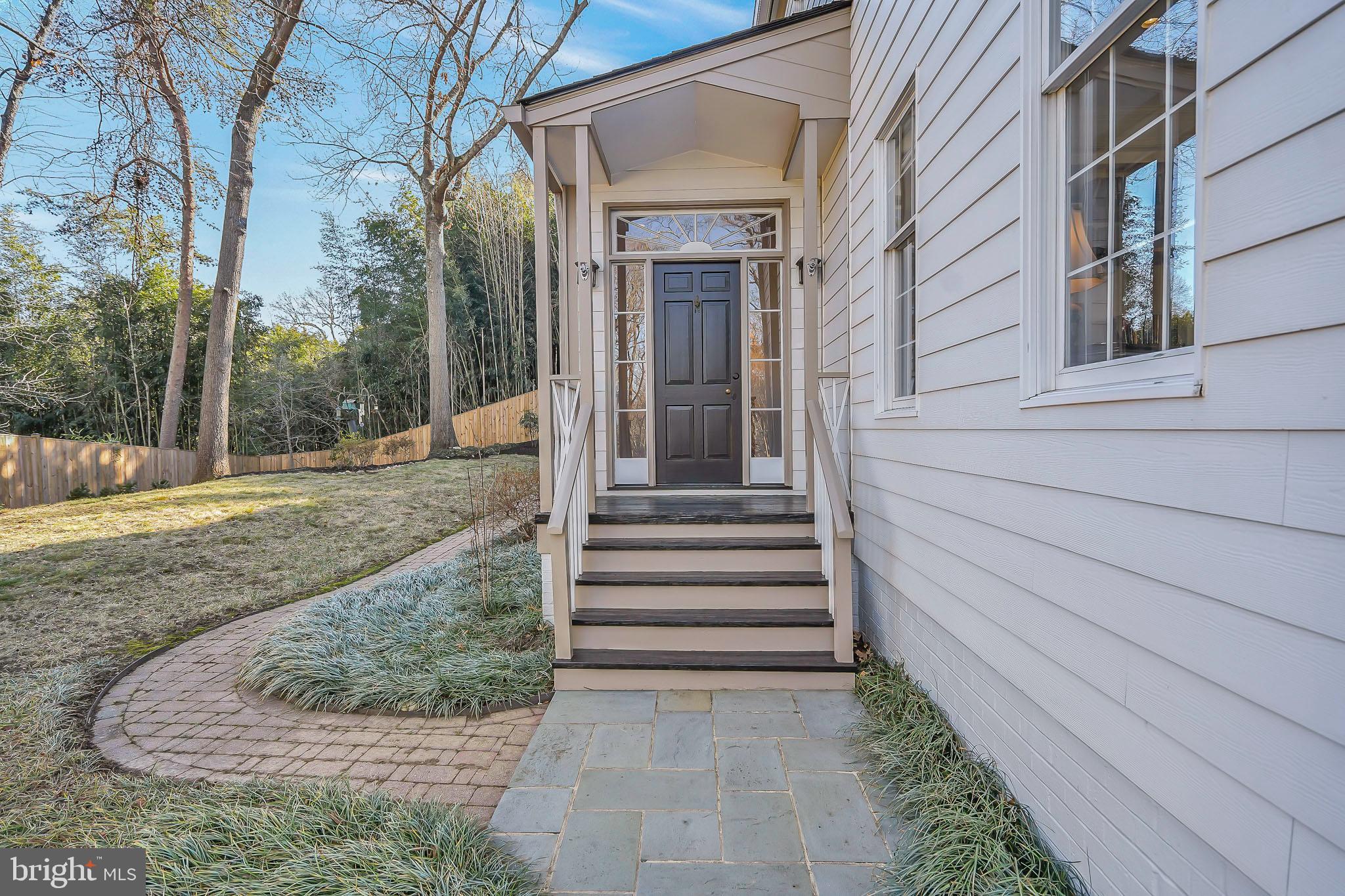 815 ARCTURUS ON THE POTOMAC