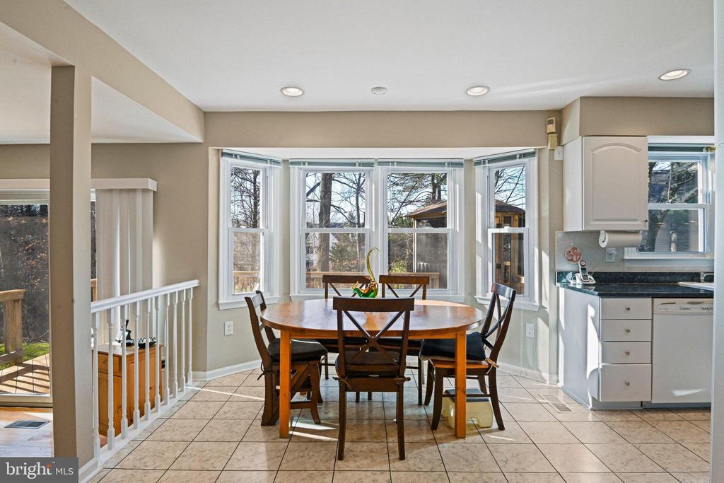 2707 GLENCROFT ROAD
