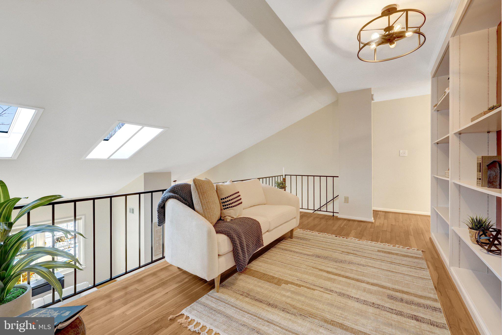 9200 CORONADO TERRACE