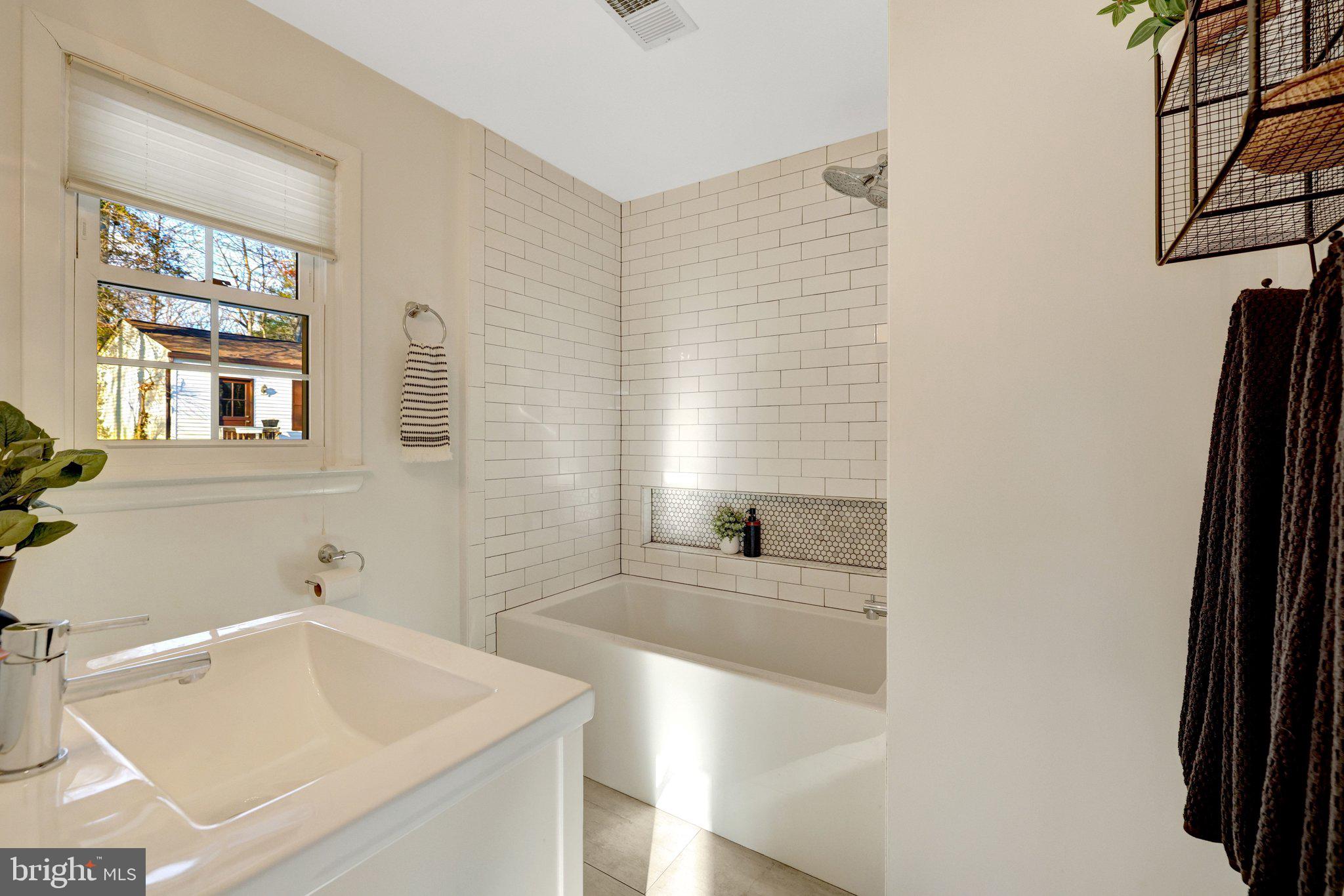 9200 CORONADO TERRACE