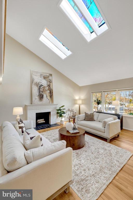 9200 CORONADO TERRACE