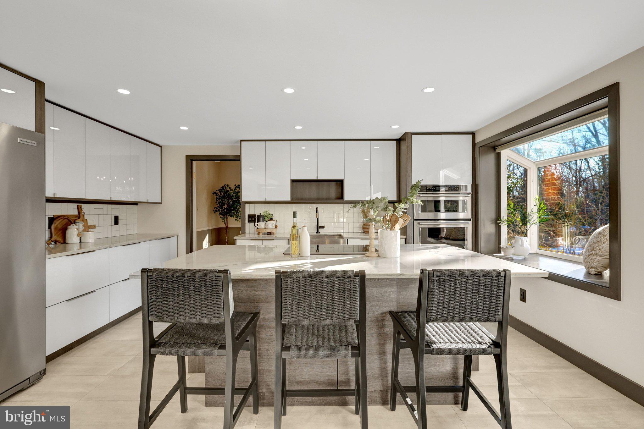 9200 CORONADO TERRACE