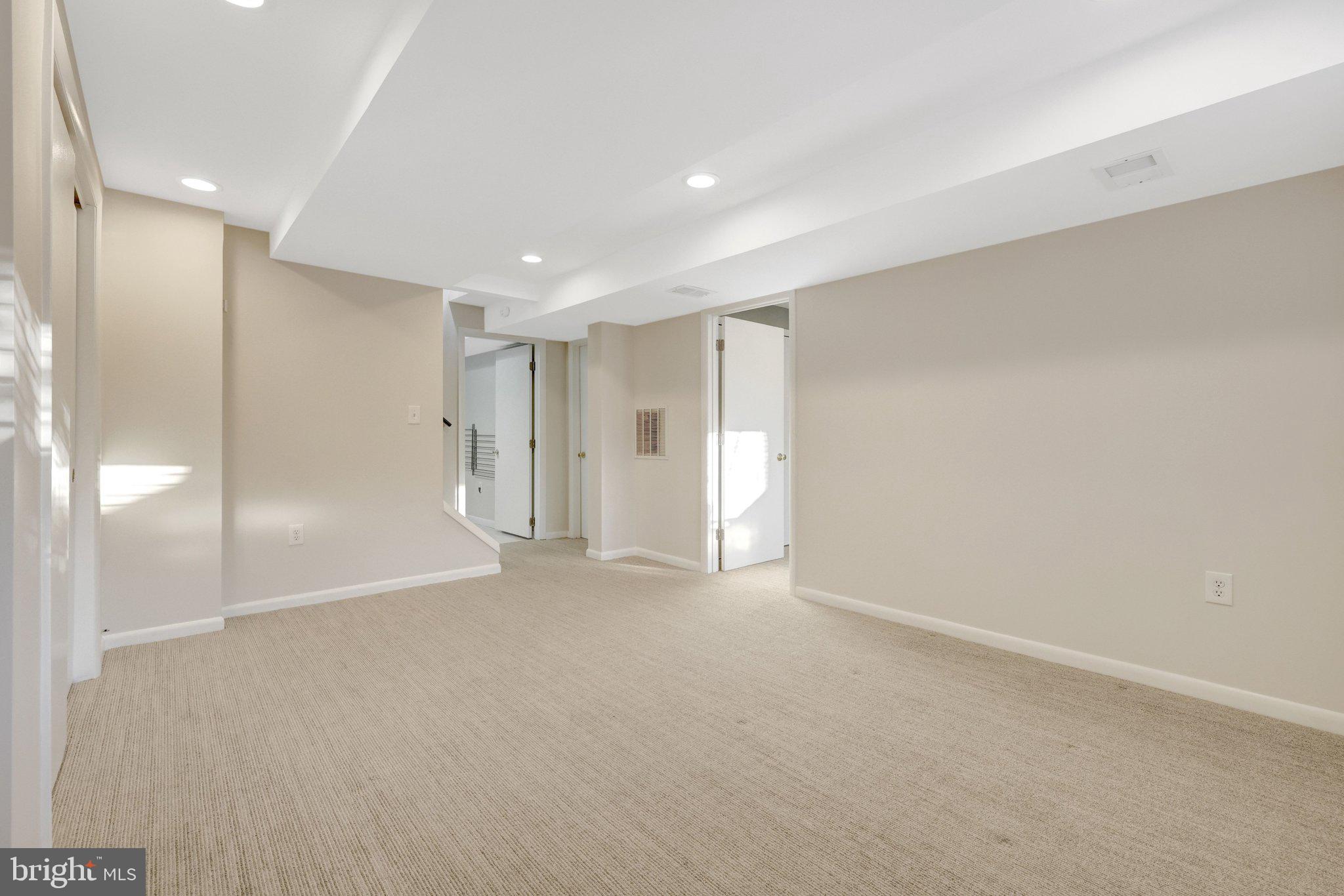 9200 CORONADO TERRACE