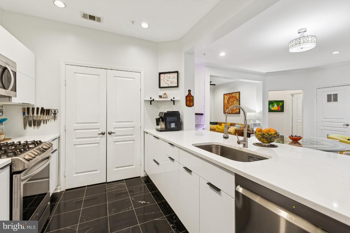 12000 MARKET STREET 151