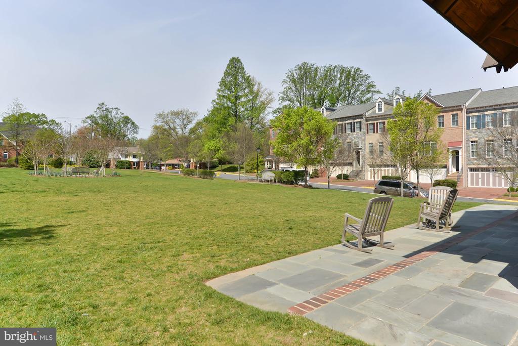 6739 DARRELLS GRANT PLACE