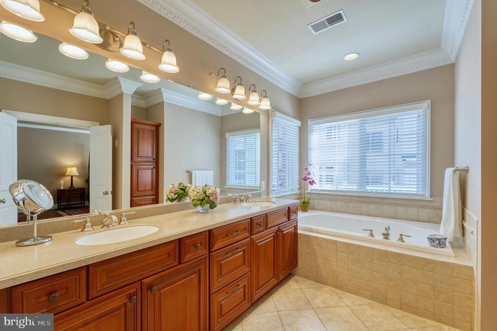 6739 DARRELLS GRANT PLACE