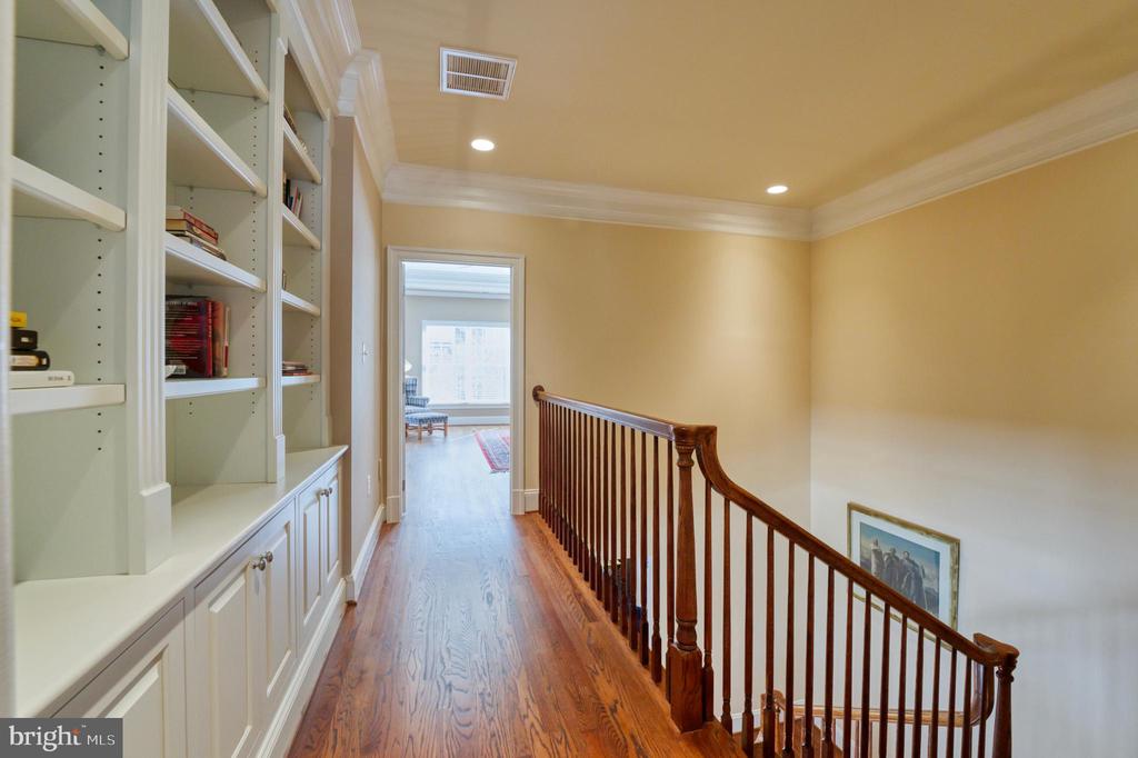 6739 DARRELLS GRANT PLACE