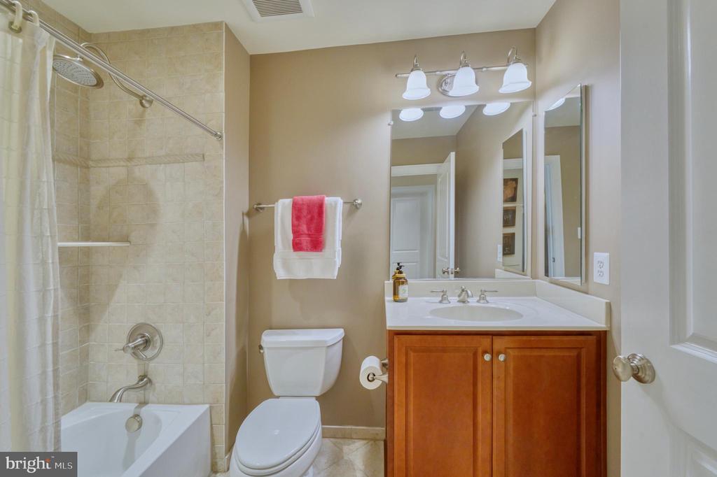 6739 DARRELLS GRANT PLACE