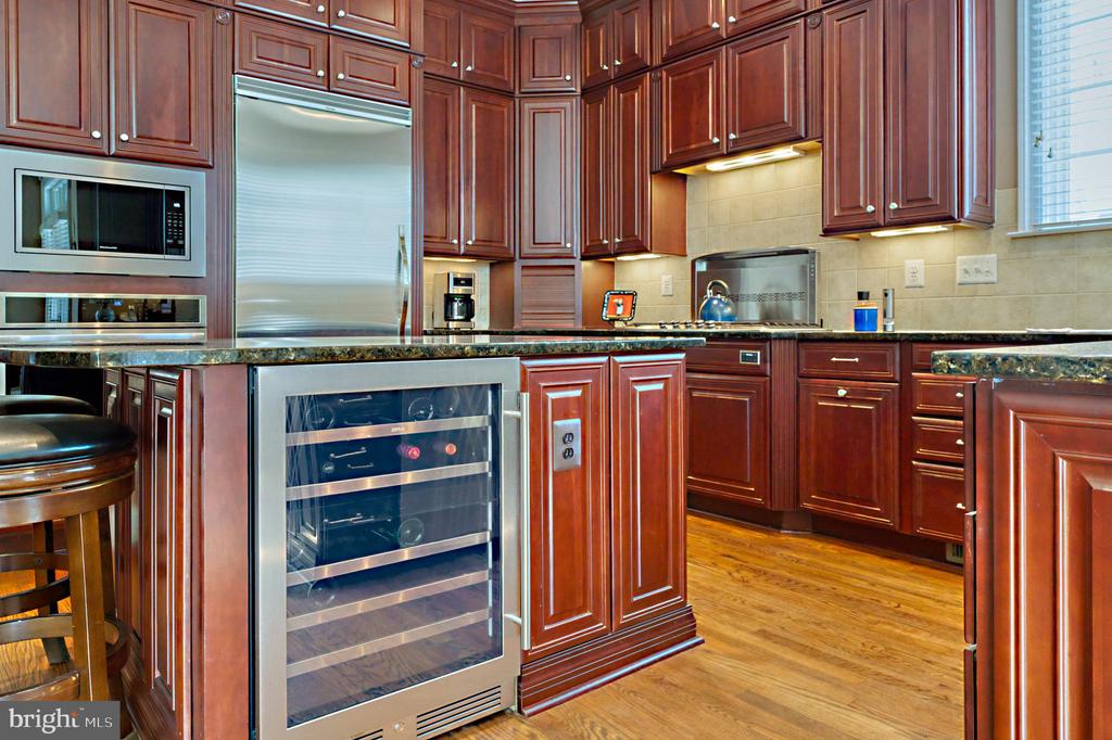 6739 DARRELLS GRANT PLACE