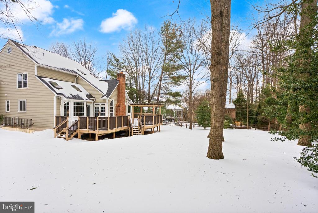1134 ROUND PEBBLE LANE