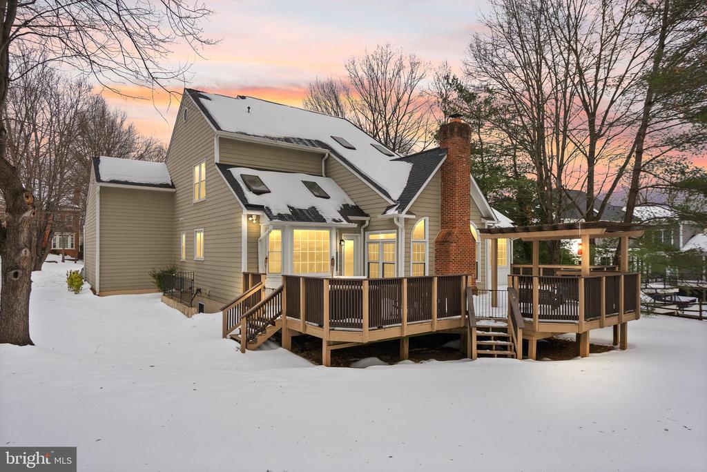 1134 ROUND PEBBLE LANE