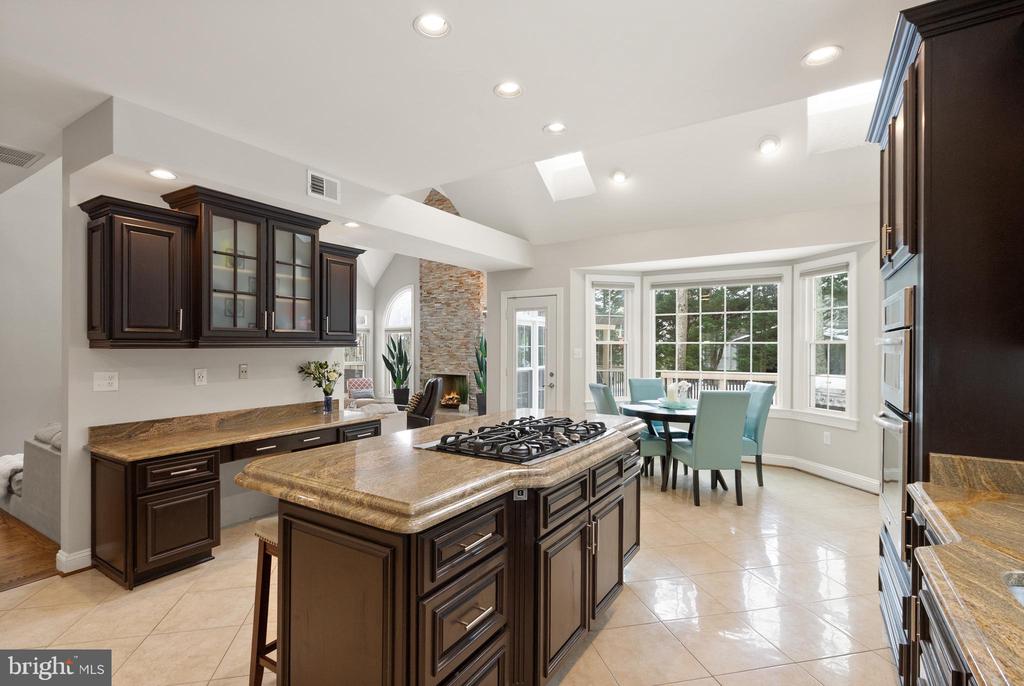 1134 ROUND PEBBLE LANE