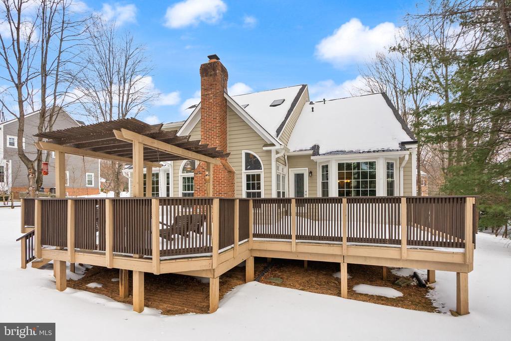 1134 ROUND PEBBLE LANE