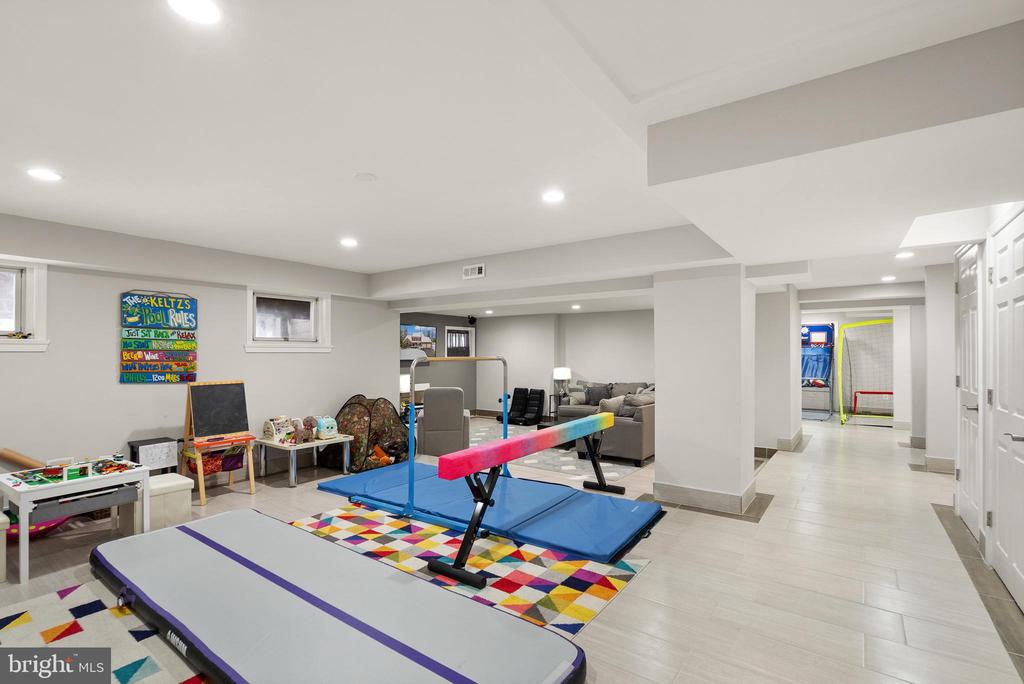 1134 ROUND PEBBLE LANE