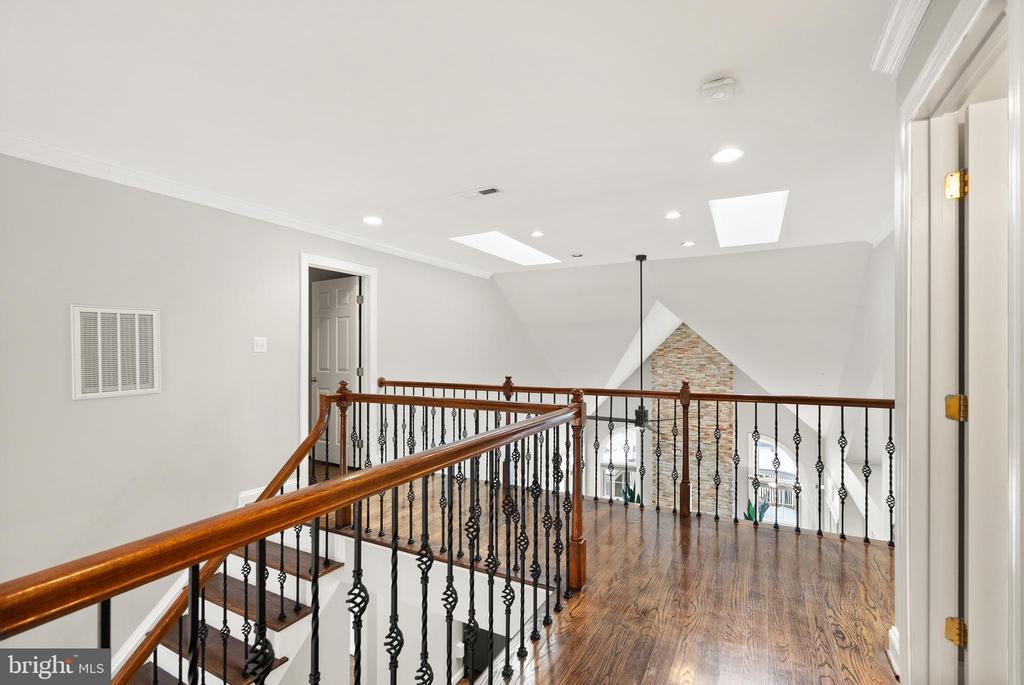 1134 ROUND PEBBLE LANE