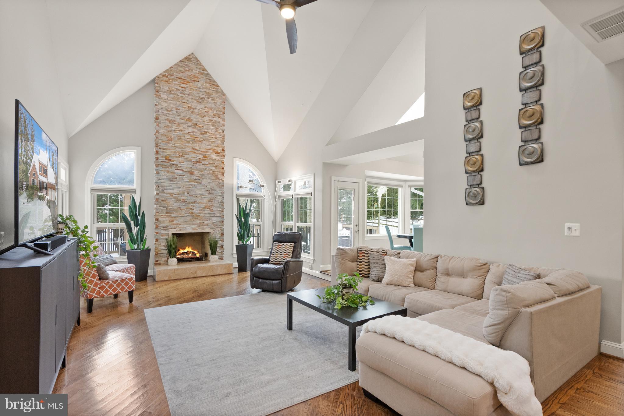1134 ROUND PEBBLE LANE