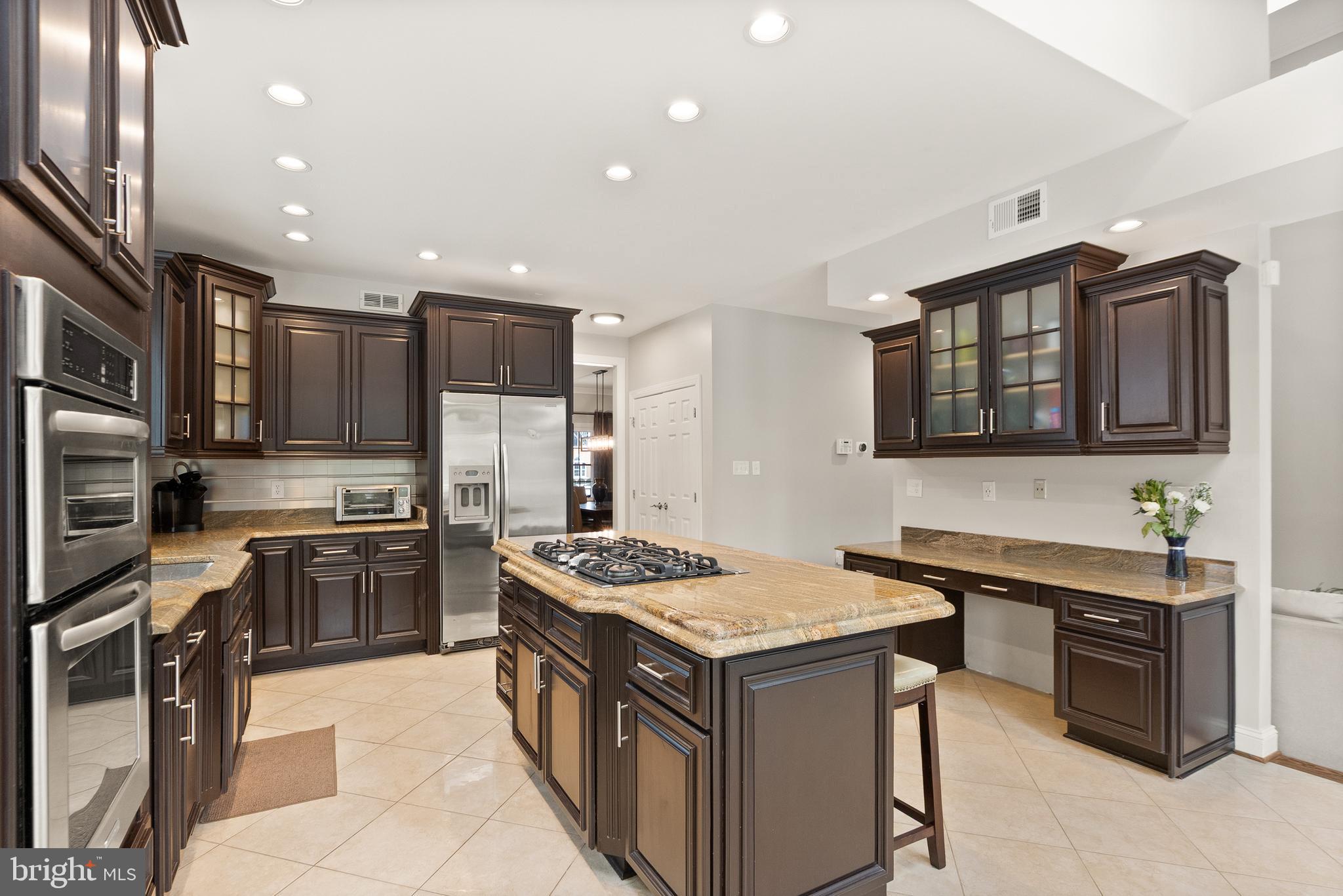 1134 ROUND PEBBLE LANE