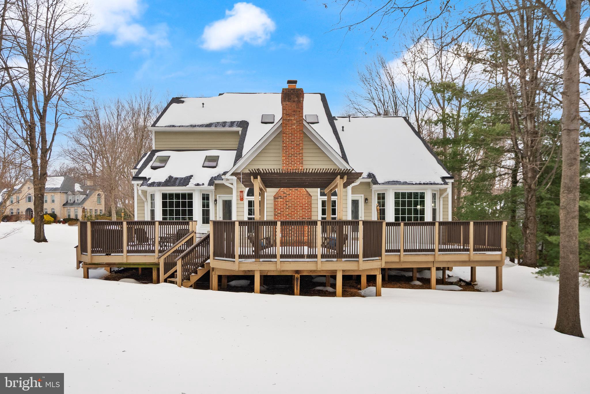 1134 ROUND PEBBLE LANE