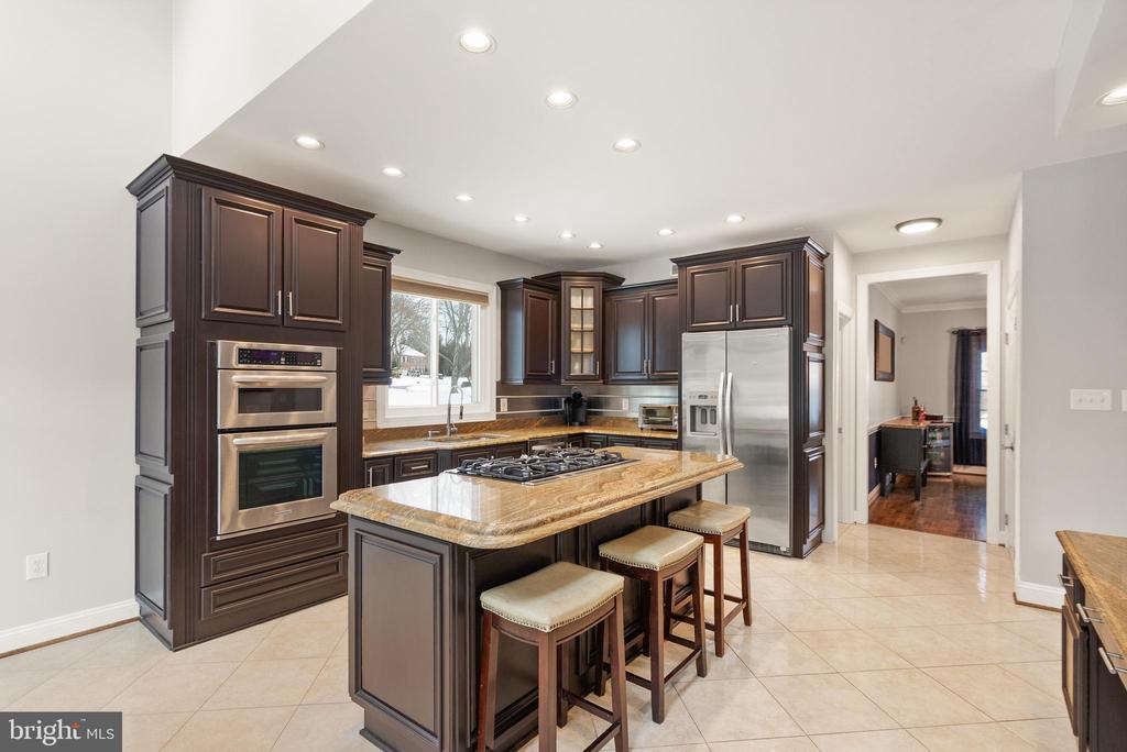 1134 ROUND PEBBLE LANE