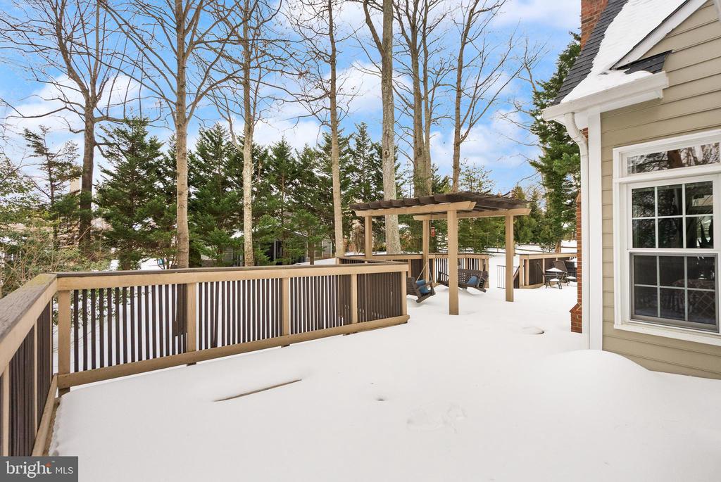 1134 ROUND PEBBLE LANE