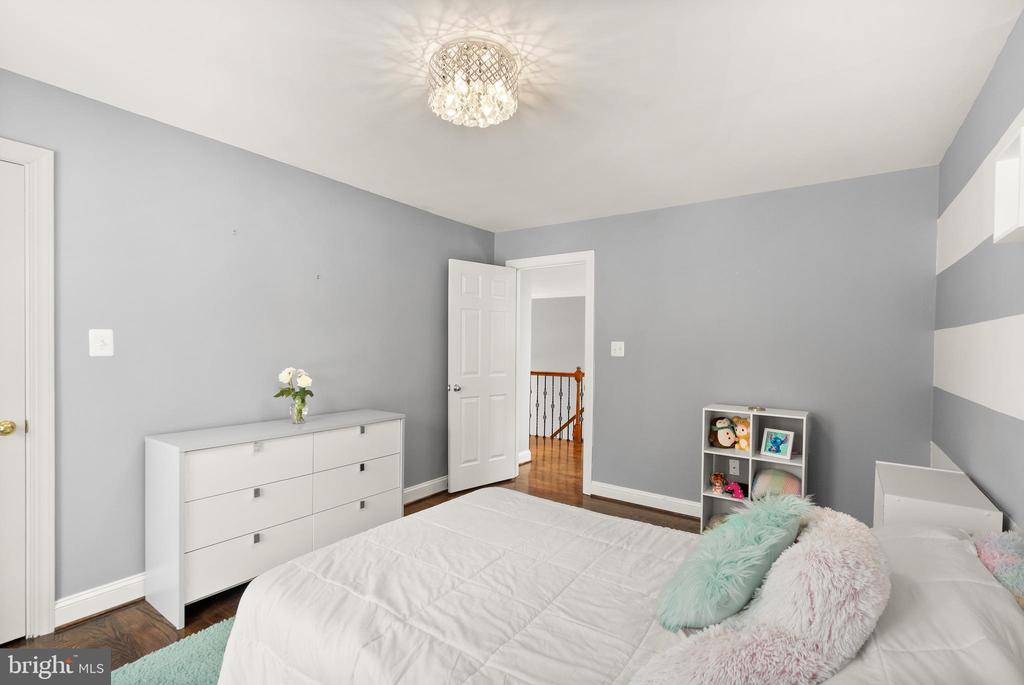 1134 ROUND PEBBLE LANE