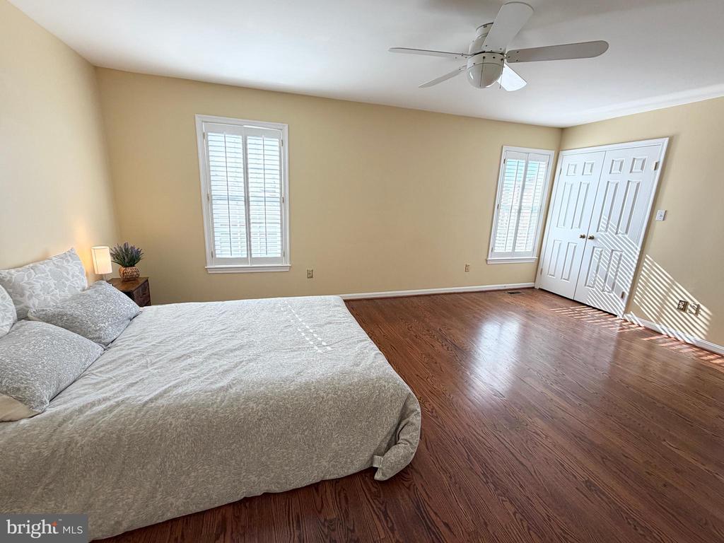 3023 MEETING STREET