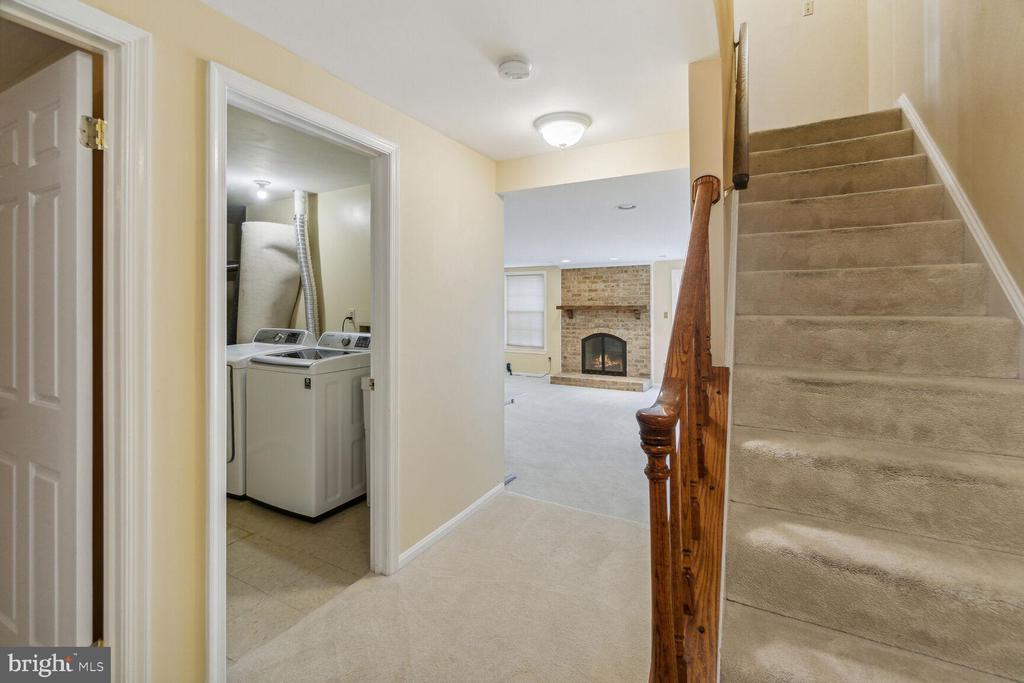 3023 MEETING STREET