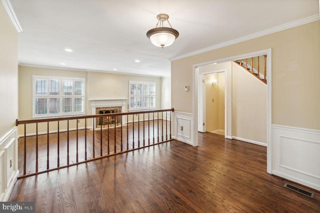 3023 MEETING STREET