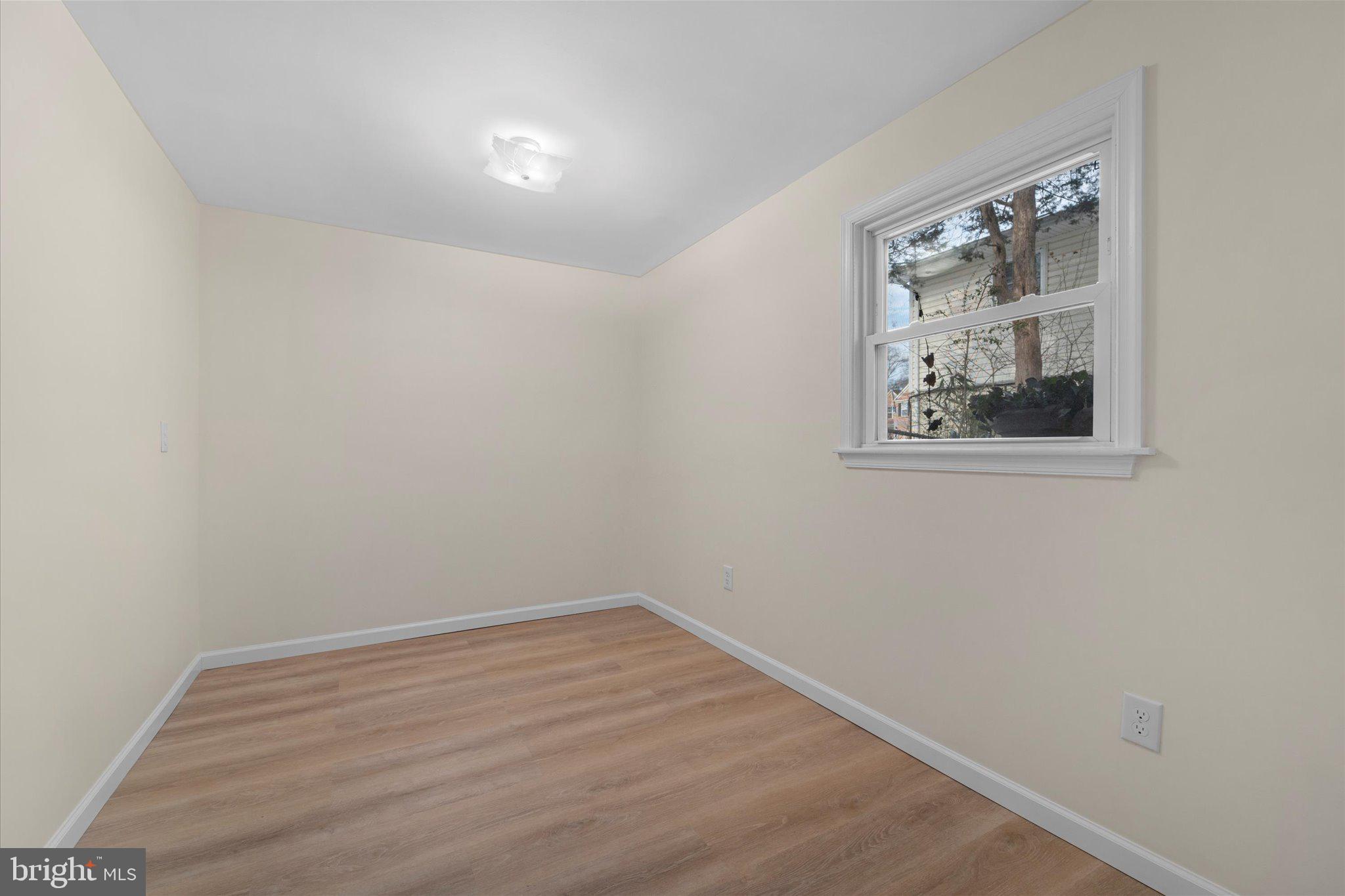 9012 VERNON VIEW DRIVE