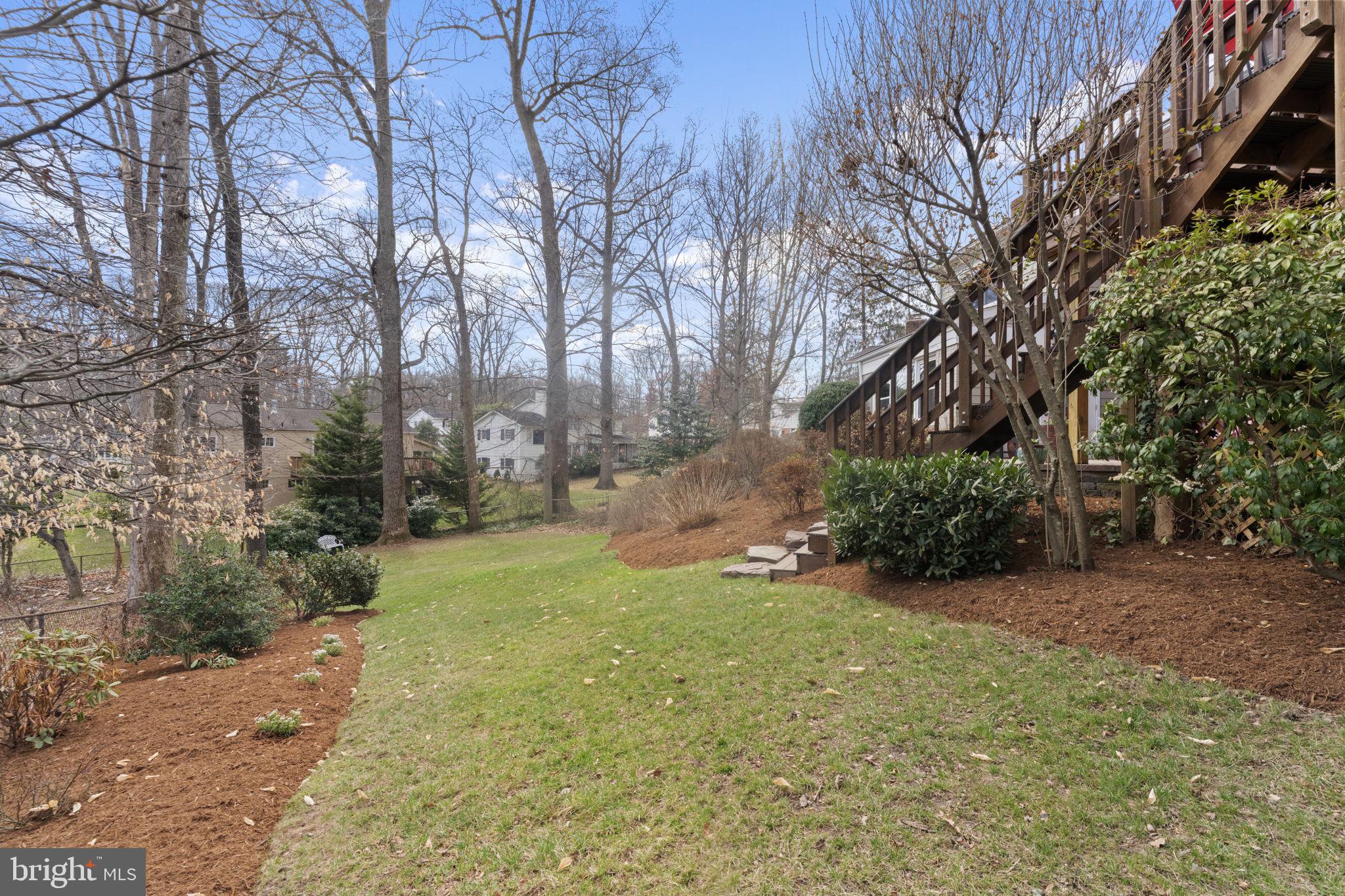 9303 SWINBURNE COURT