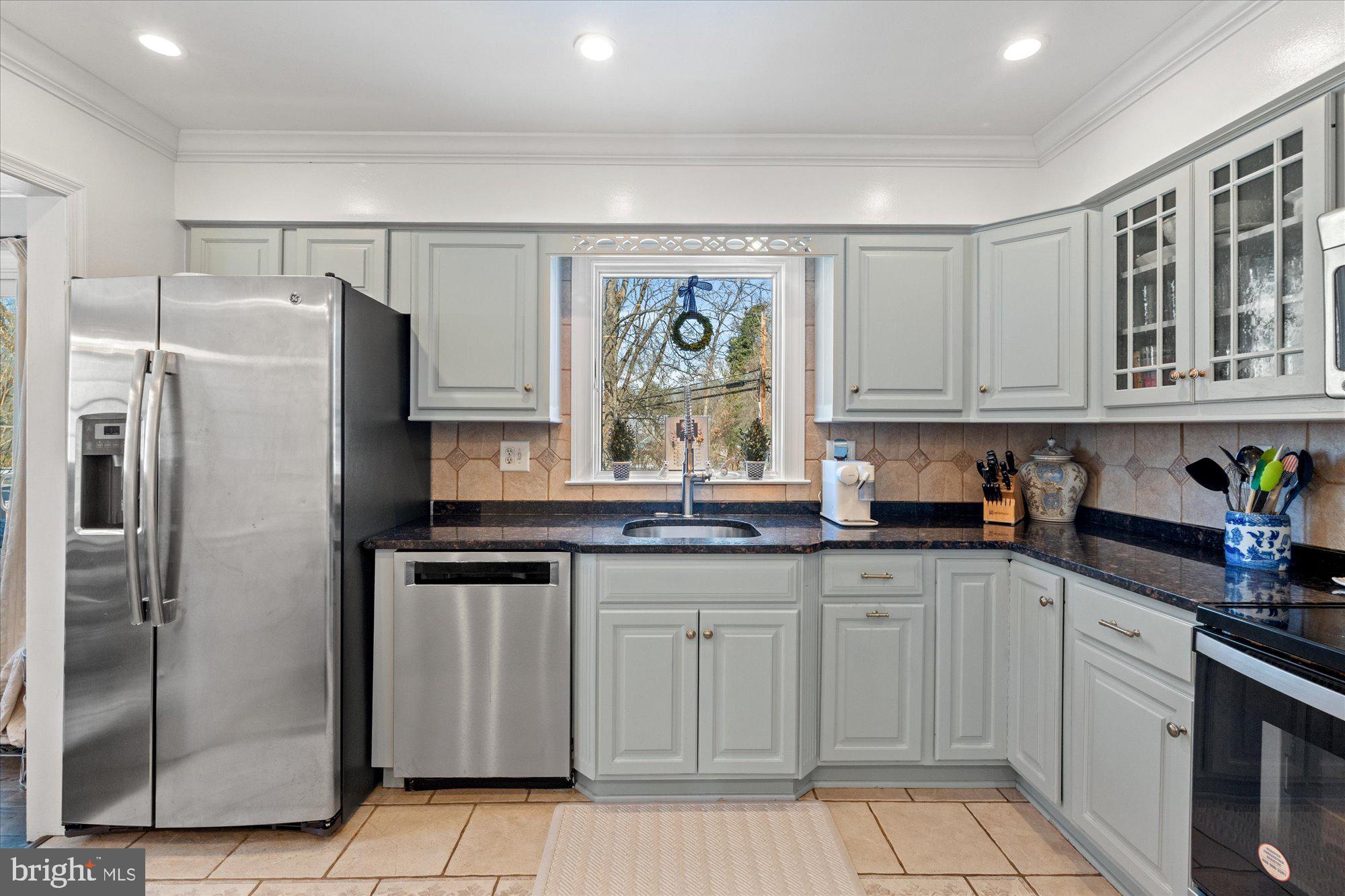 2100 WITTINGTON BOULEVARD