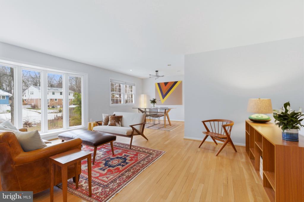 2410 DREXEL STREET