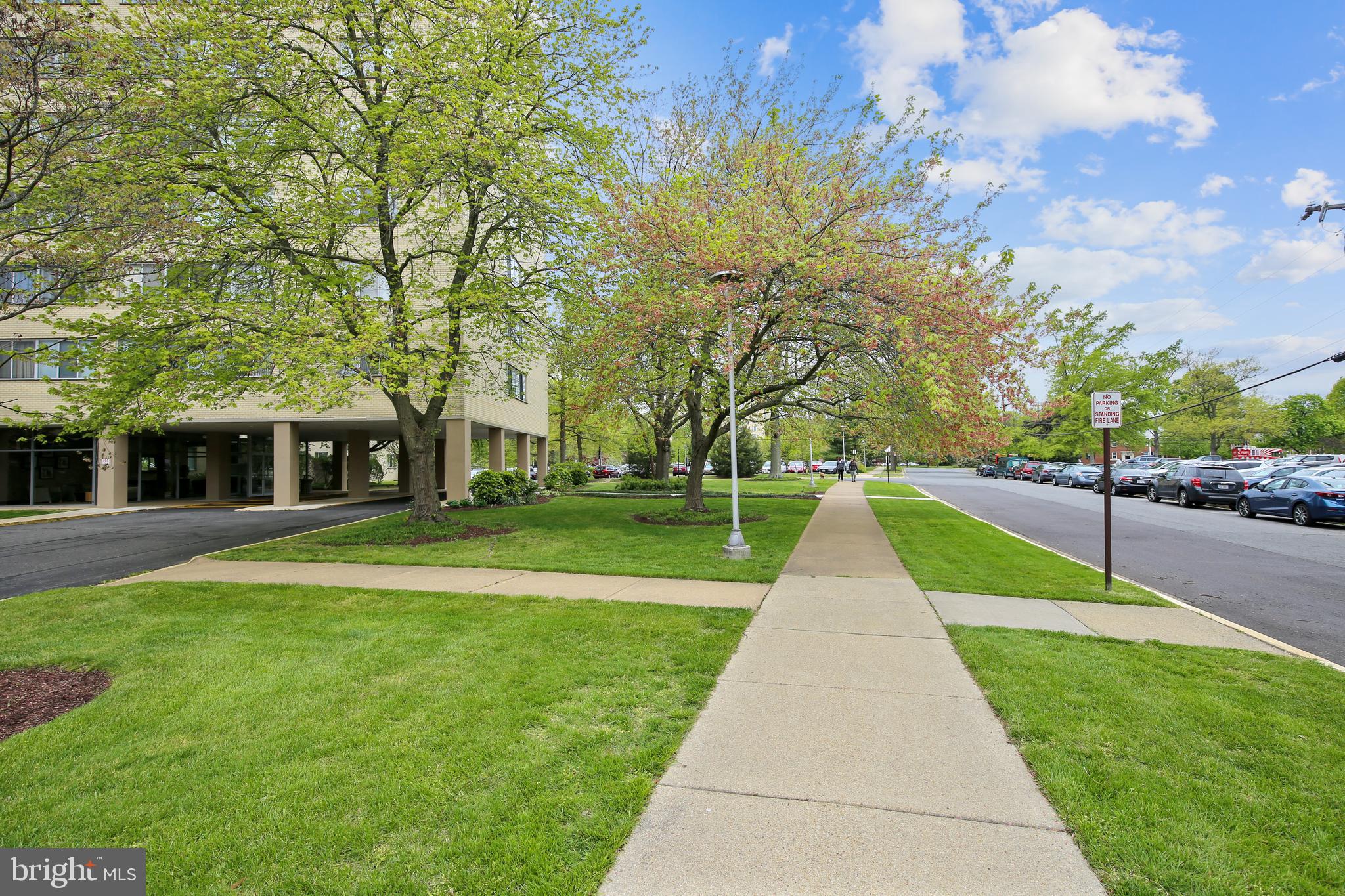 6621 WAKEFIELD DRIVE 812