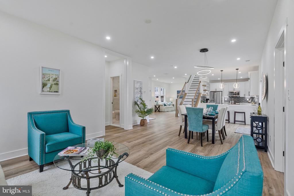 656 STUART COURT