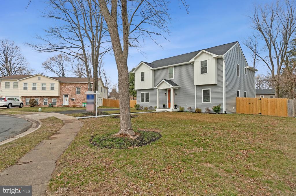 656 STUART COURT