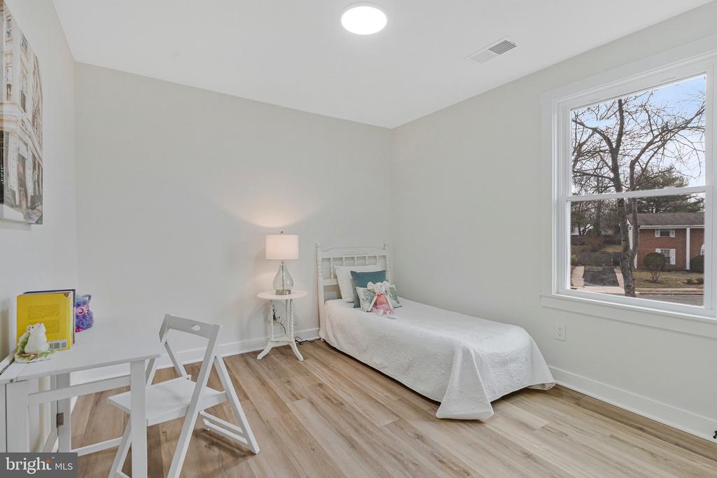656 STUART COURT