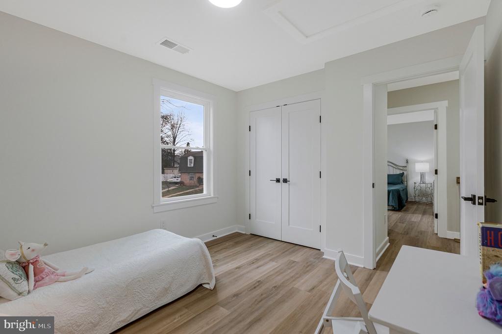 656 STUART COURT