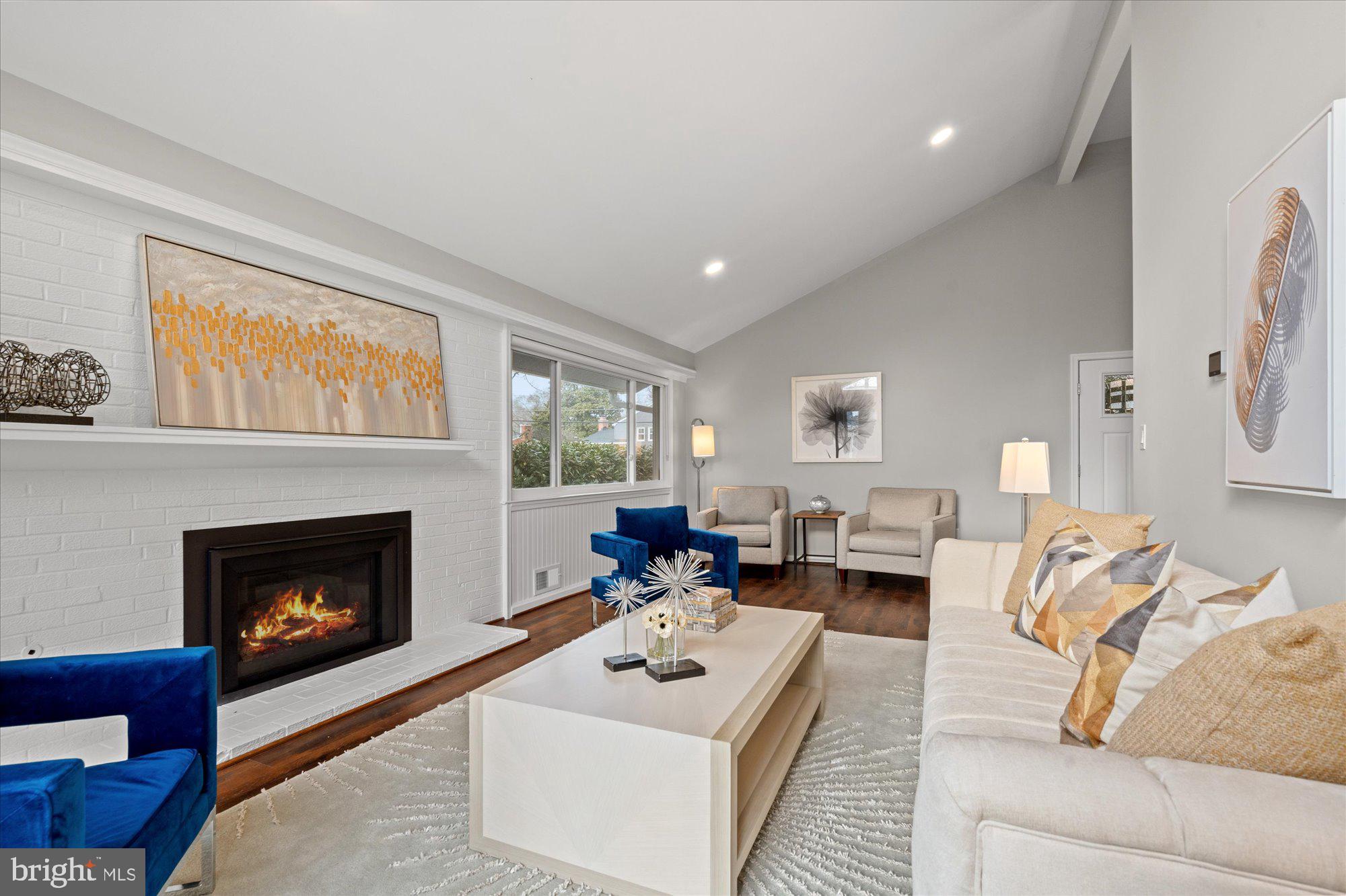 1017 CROTON DRIVE